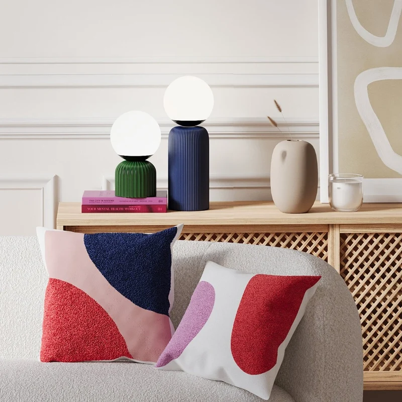 Lampe poser en c ramique bleue et globe de verre Gauguin