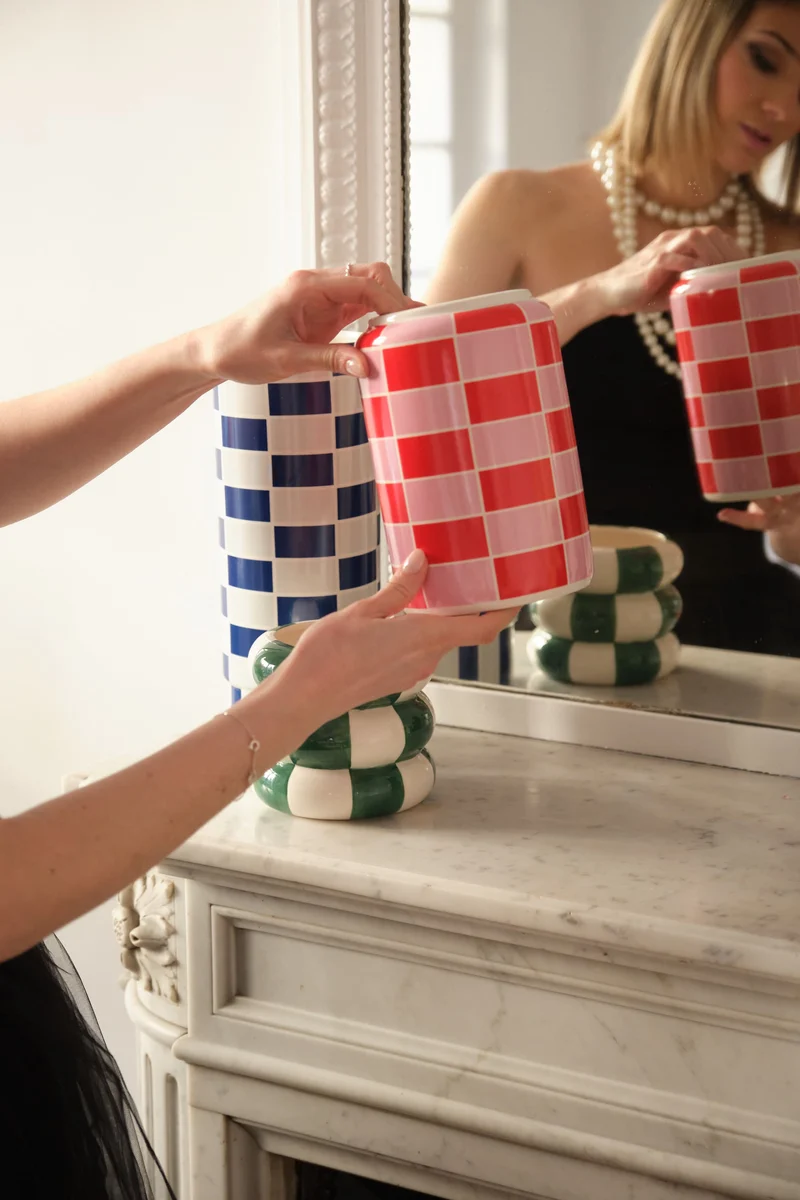 Vase cylindrique damier c ramique rouge Macao