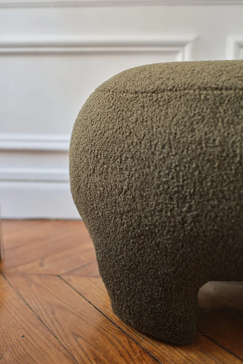 Ninon Pouf repose-pieds tapiss en bouclette kaki