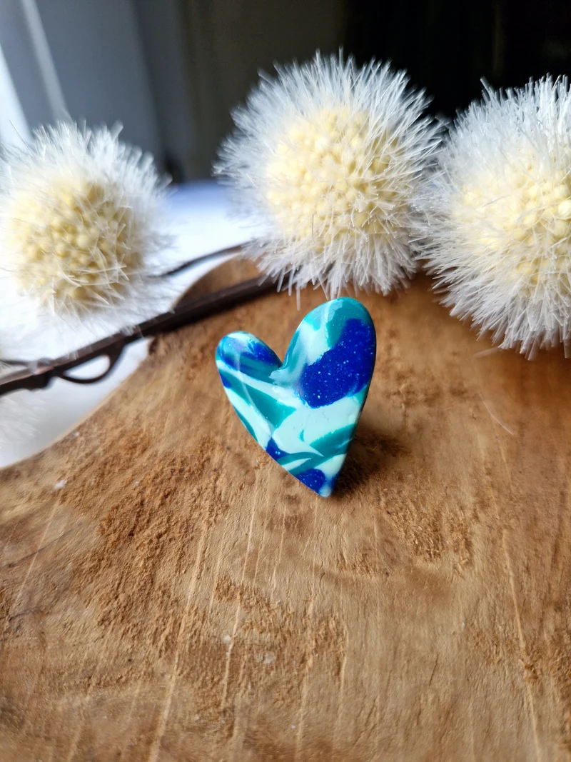 Pin's marbré bleu, vert menthe, vert émeraude 🩵💚