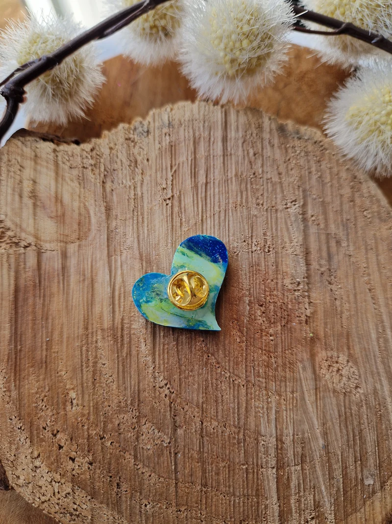 Pin's cœur "Méditerranée"