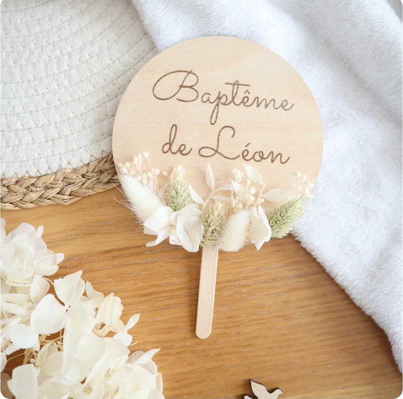 Médaillon prénom fleurs séchées - A personnaliser