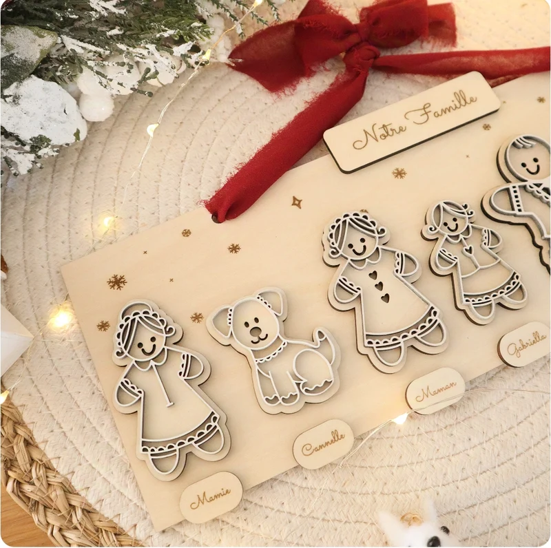 Bientôt de retour - Décoration de Noël - Famille de pains d'épices à composer - à partir de 44€