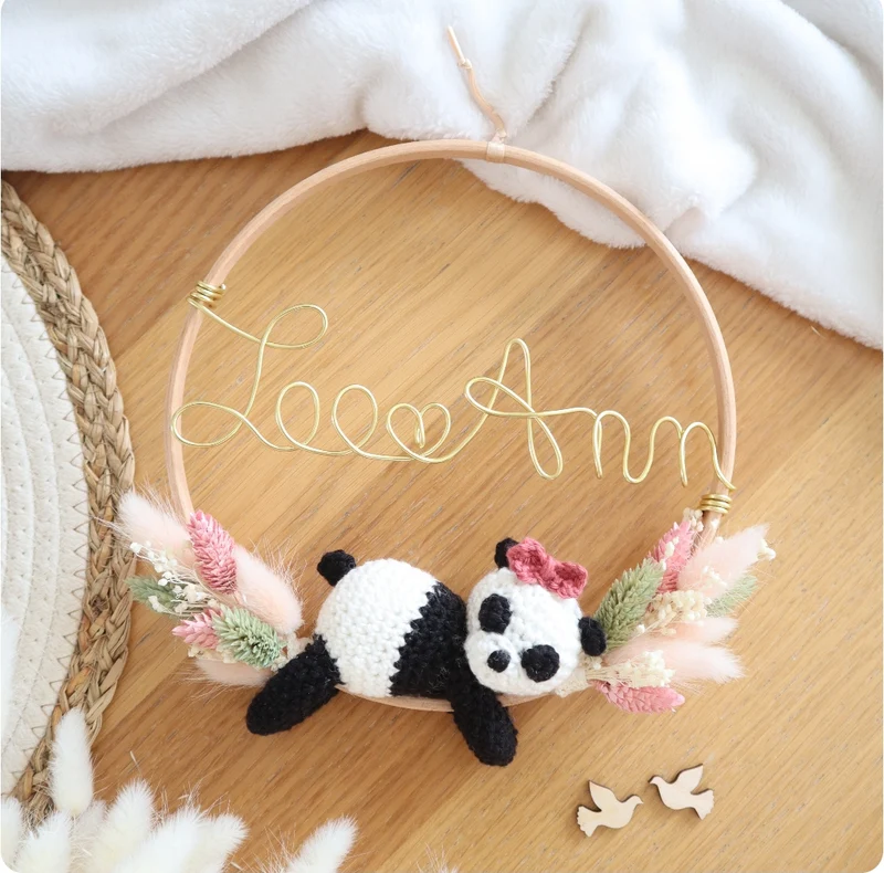 Décoration prénom, animal crochet & fleurs séchées - Envoi sous 6/8 semaines