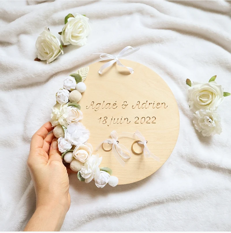 Plaque mariage - Porte-alliances - Fleurs artificielles