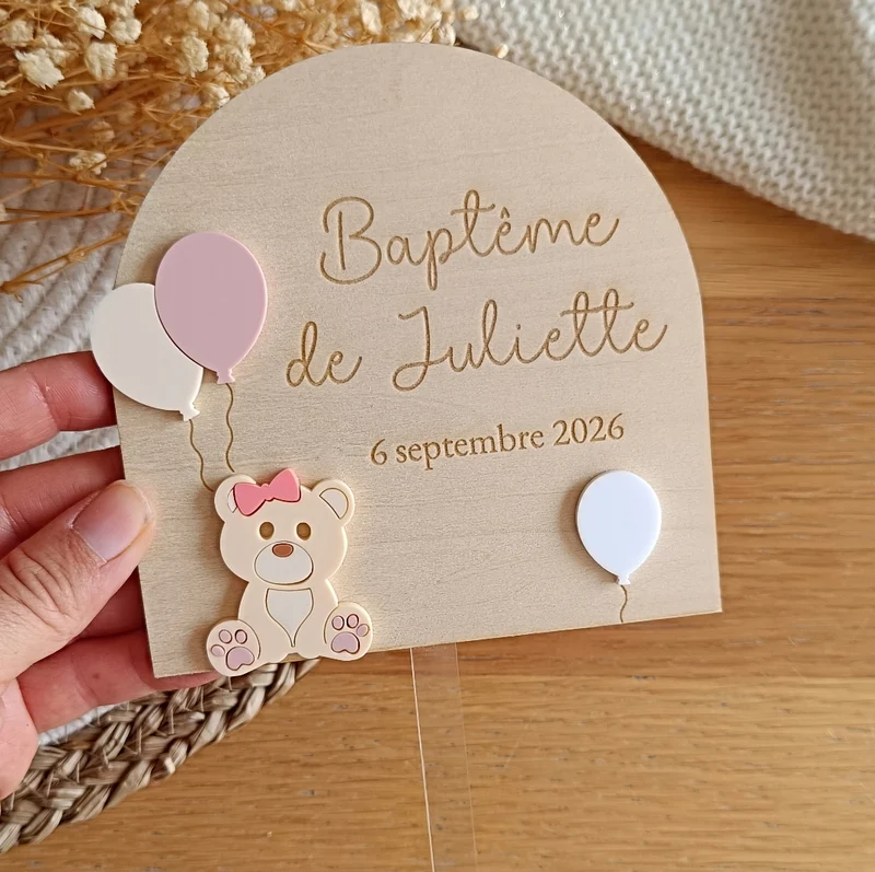 Cake-topper "Ourson et ballons - Version sans noeud disponible / couleurs au choix