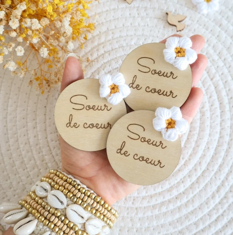Magnet avec fleur au crochet - à l'unité ou en lot