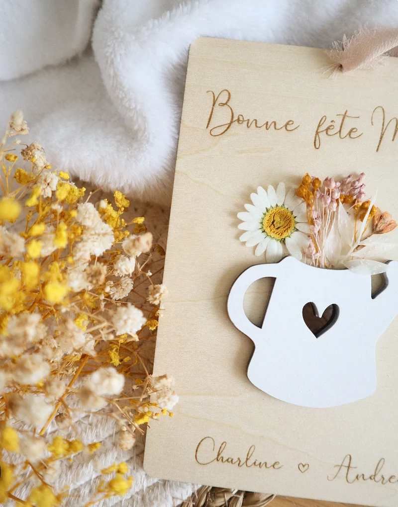 Carte arrosoir fleuri - Version maîtresse / ATSEM