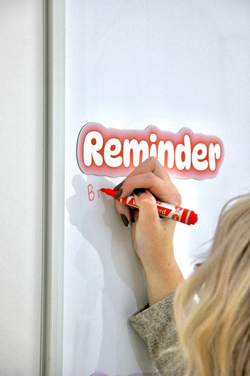 Glow Reminder Magnet Set