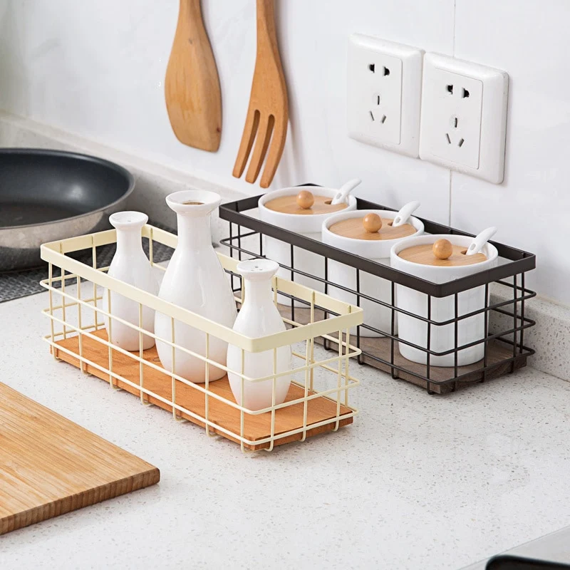 Panier de rangement pratique en fer