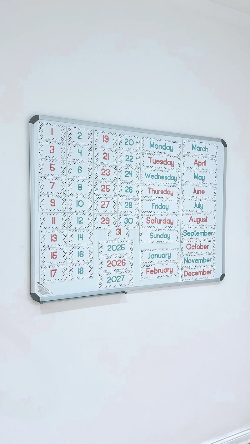 Polka Dot Calendar Magnets