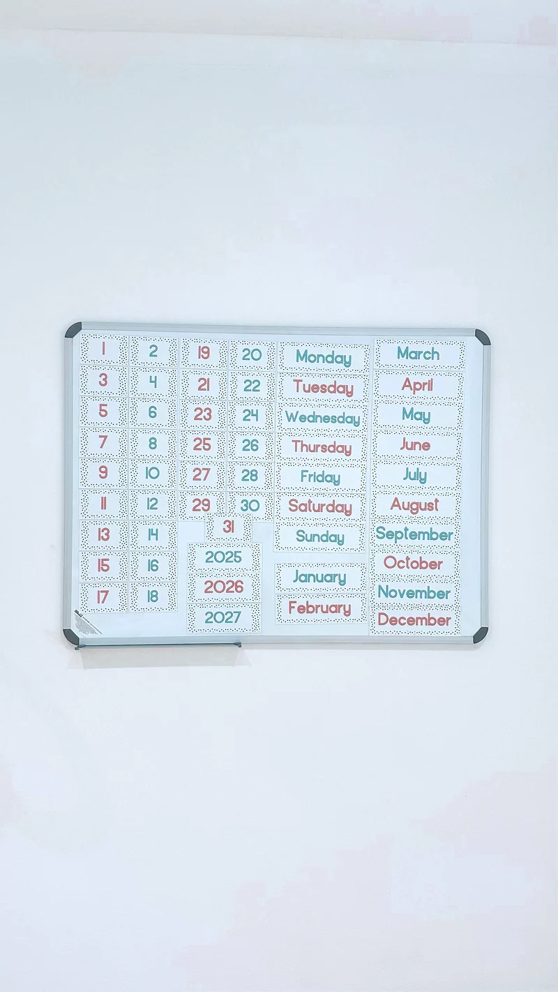 Polka Dot Calendar Magnets