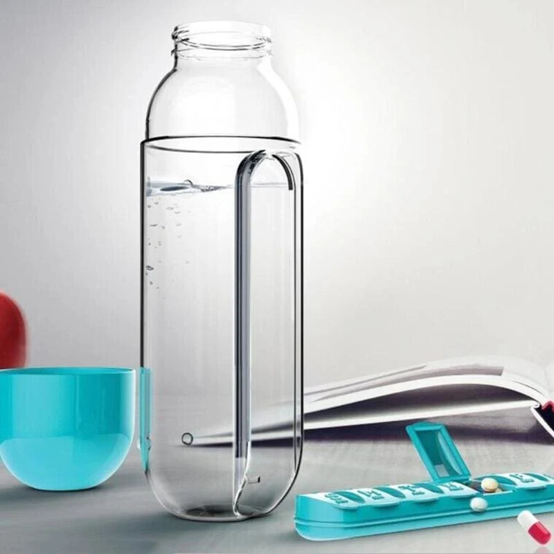 Bouteille d'Eau avec Pillulier sur 7 Jours