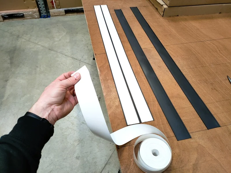 Porte-étiquette magnétique