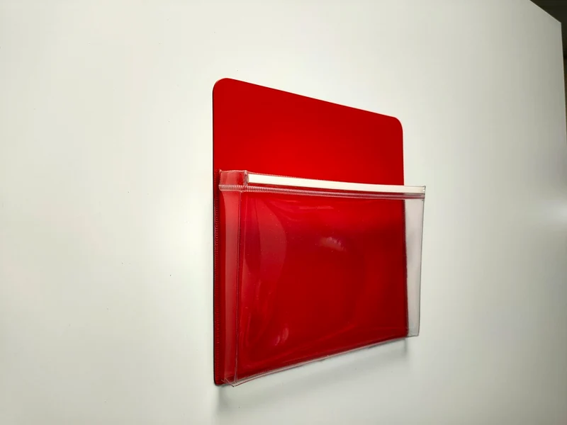 Pochette magnétique à soufflet