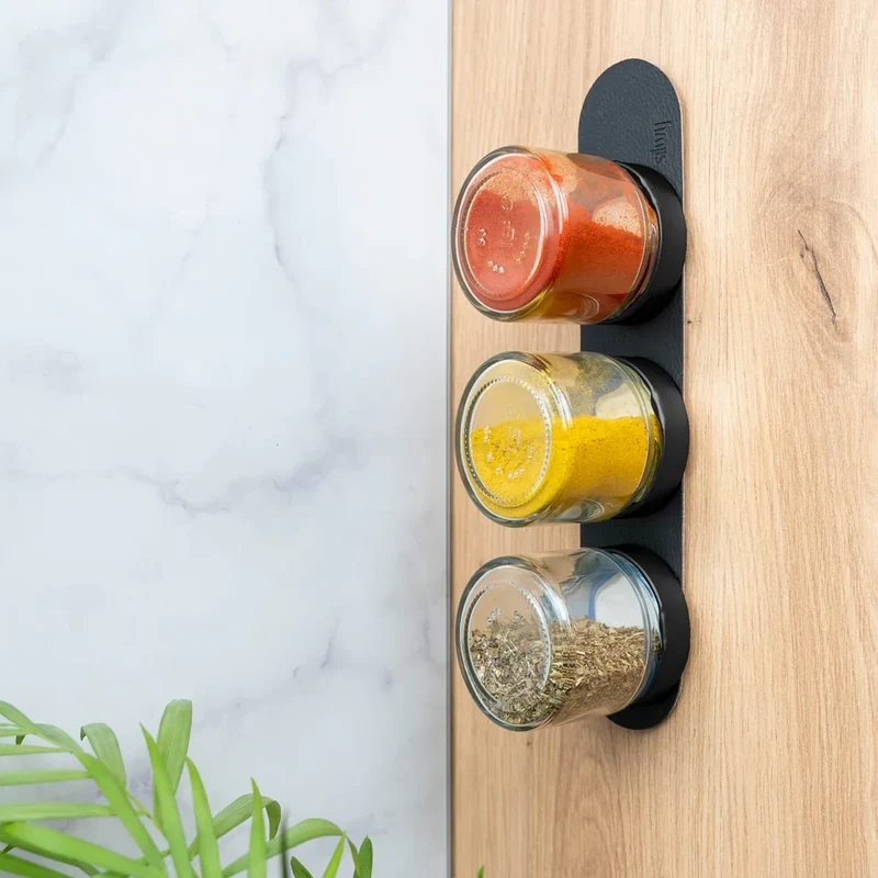 Magnetische kruidenpotjes set van 3 stuks met metalen strip Black & Classy - Silwy