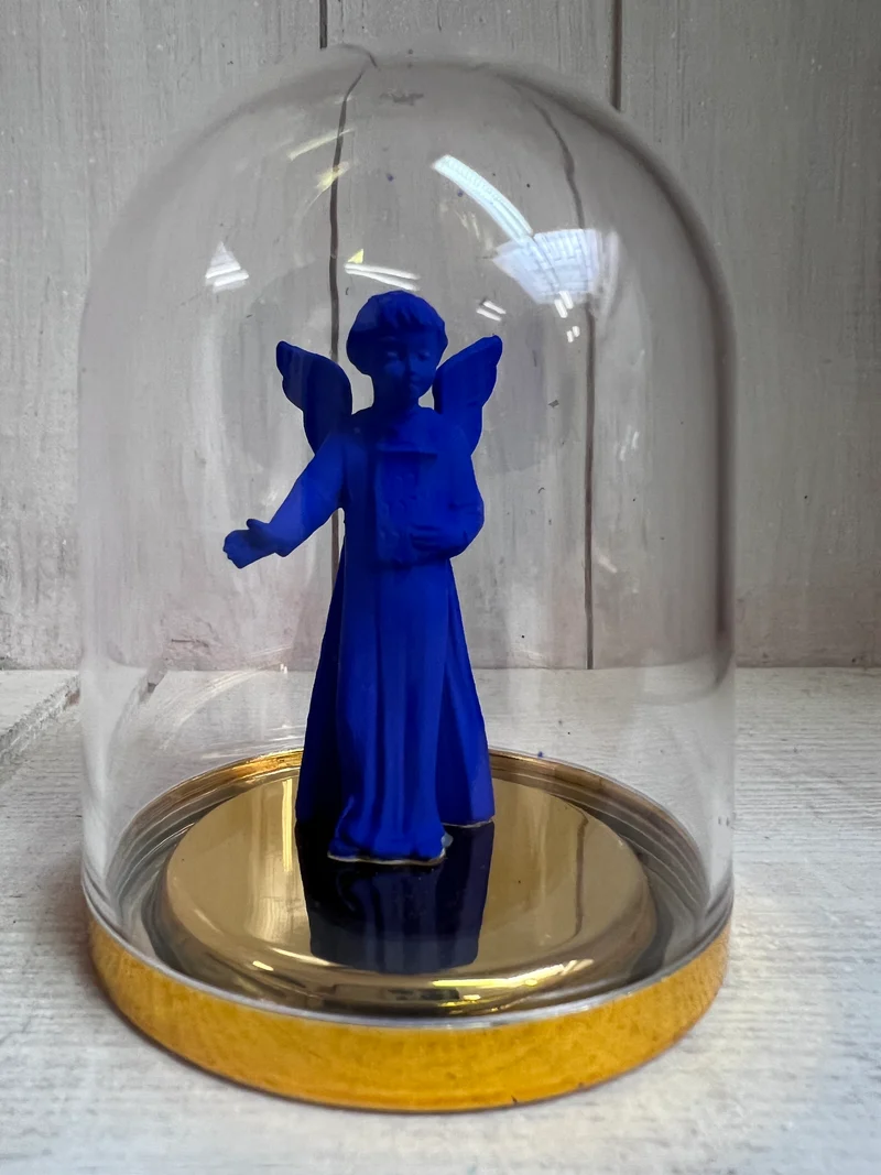 Ange sous cloche
