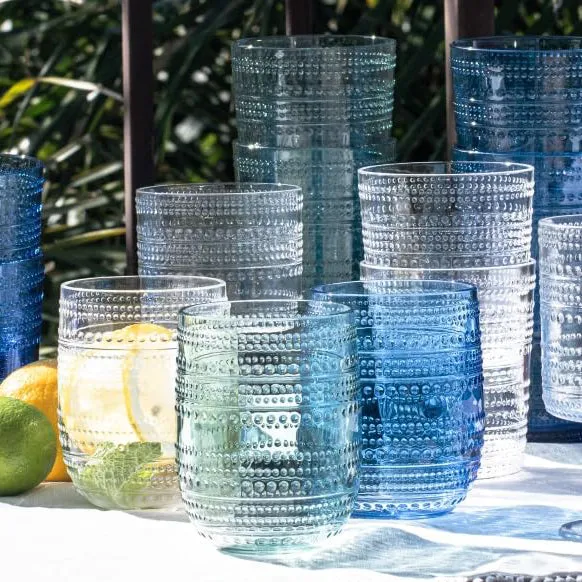 Gezellige en stijlvolle glazen uit kunststof Beaded