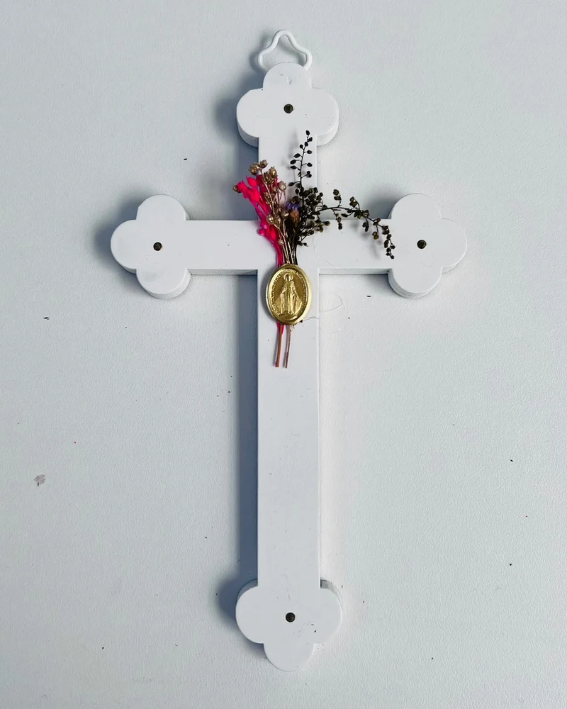 Crucifix fleuri