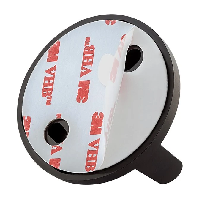 Zeepdispenser zwart van 180 ml te bevestigen met schroeven of lijm Tune van Tiger