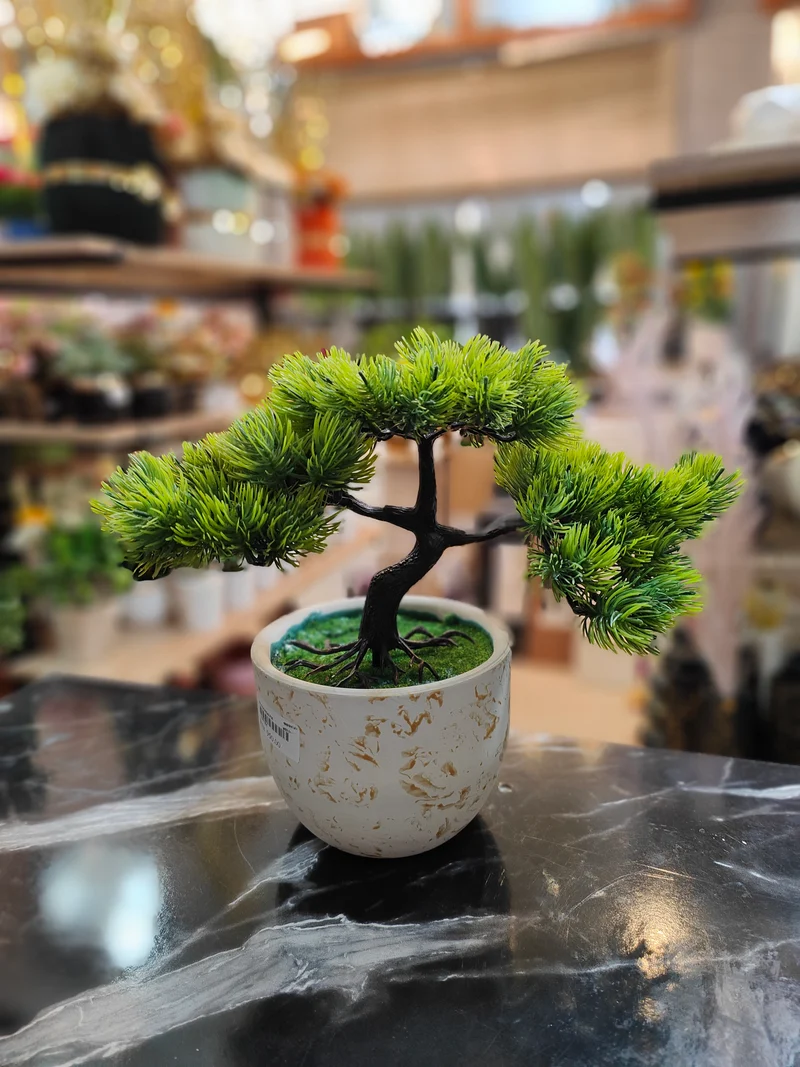 بونساي صنوبر صناعي في أصيص أبيض 26 سم