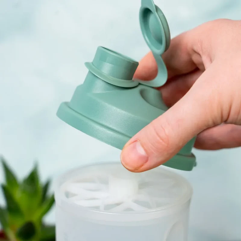 Dressingshaker uit kunststof - zacht groen - 500 ml - Westmark