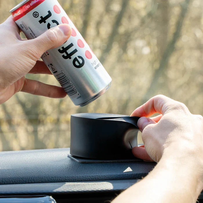 Universele magnetische houder voor blikjes en flessen + pad - Sliwy