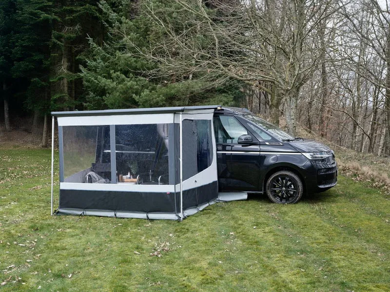 Van Front - Isabella