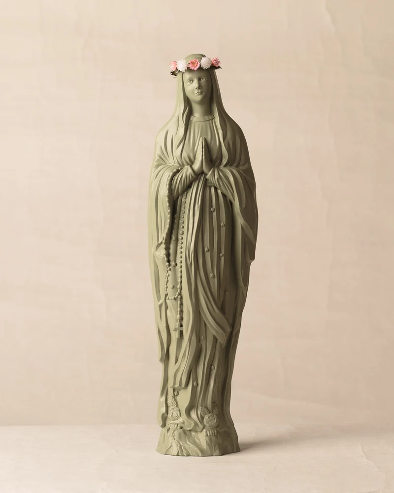 Vierge Sapristi V2 couronnée de fleurs