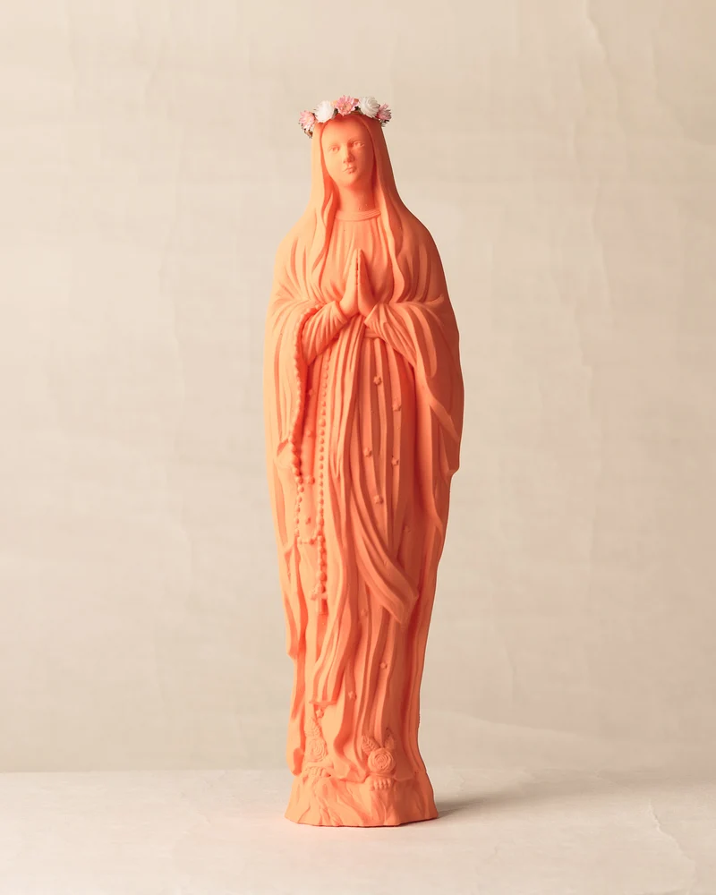 Vierge Sapristi V2 couronnée de fleurs