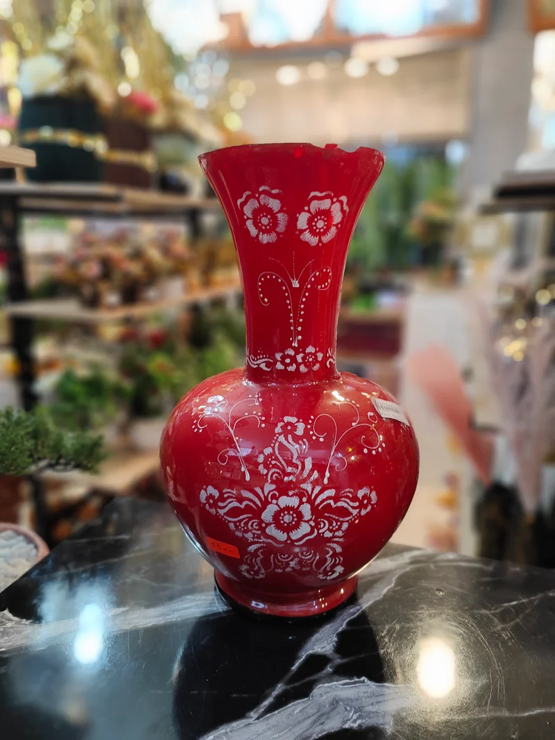 فازة زجاجية ديكورية برسومات فنية –