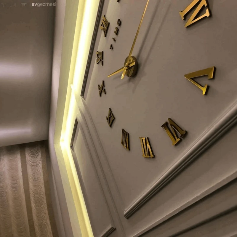 ساعة حائط 3D عصرية – أرقام رومانية بارزة – 3 ألوان